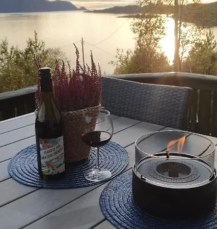 Cozy And Unassuming With Fantastic Views Ornes (Nordland)