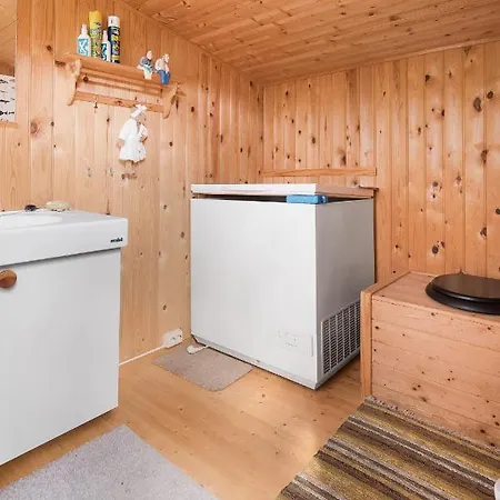 Cozy And Unassuming With Fantastic Views Holiday home